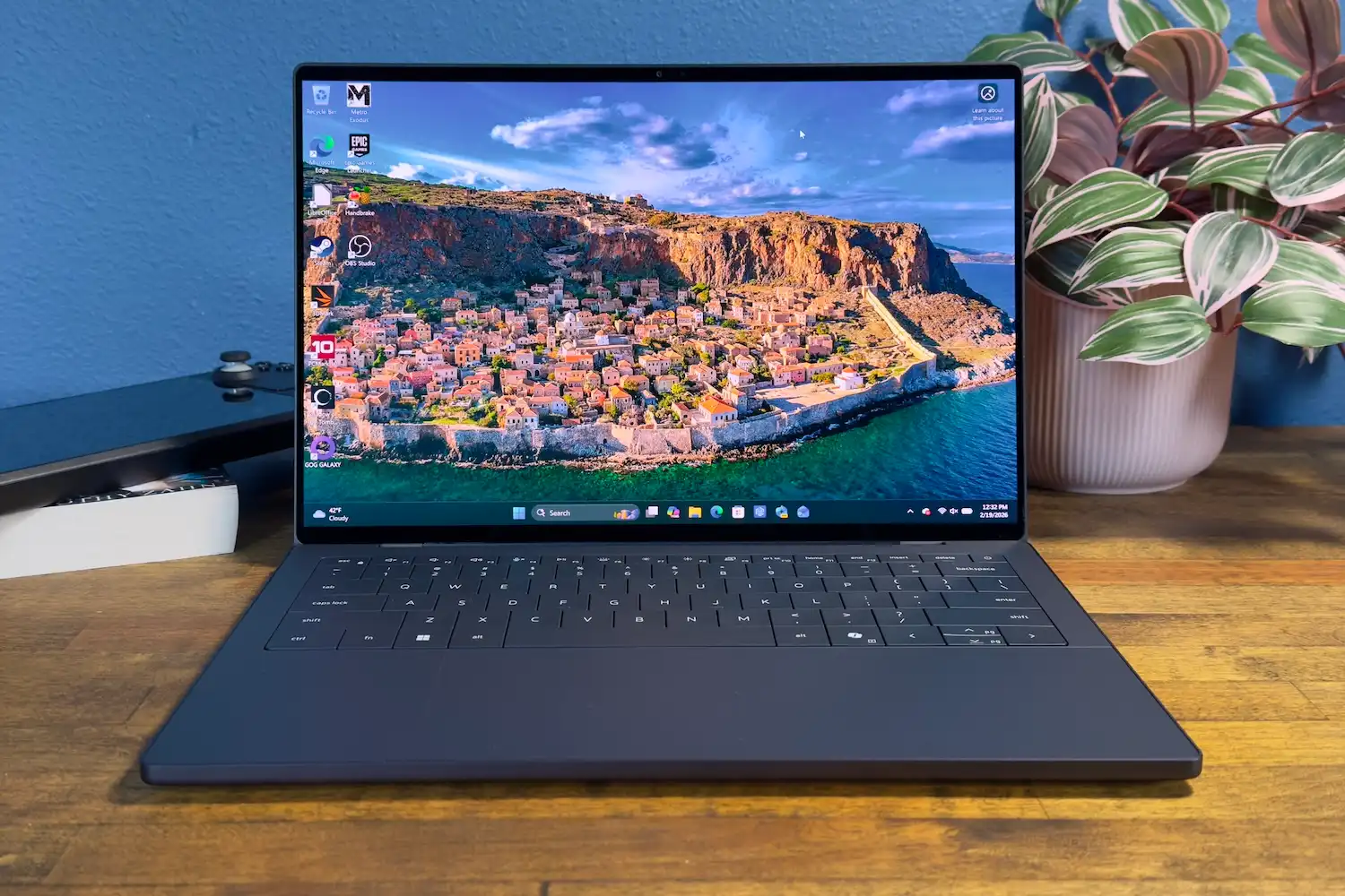 Dell XPS 15 New Version Launching With OLED Display and New Chip